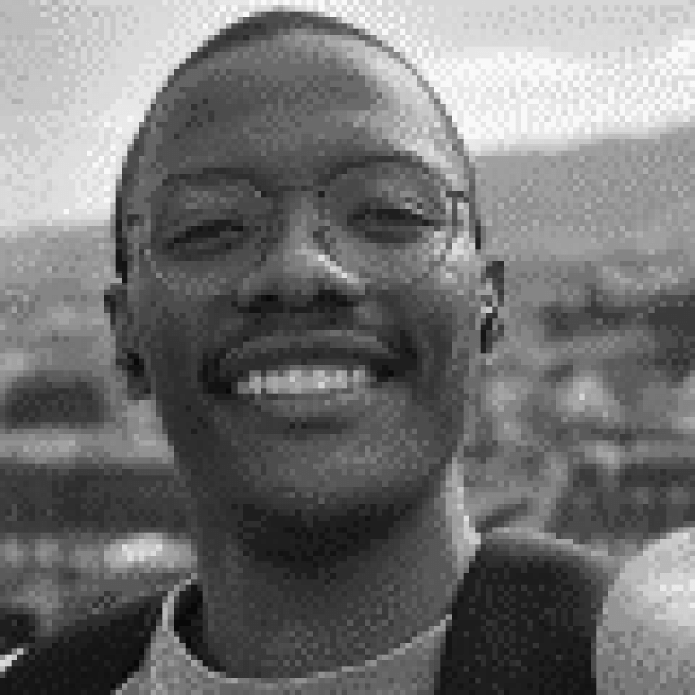 Siphiwe Bogatsu, Data Analyst